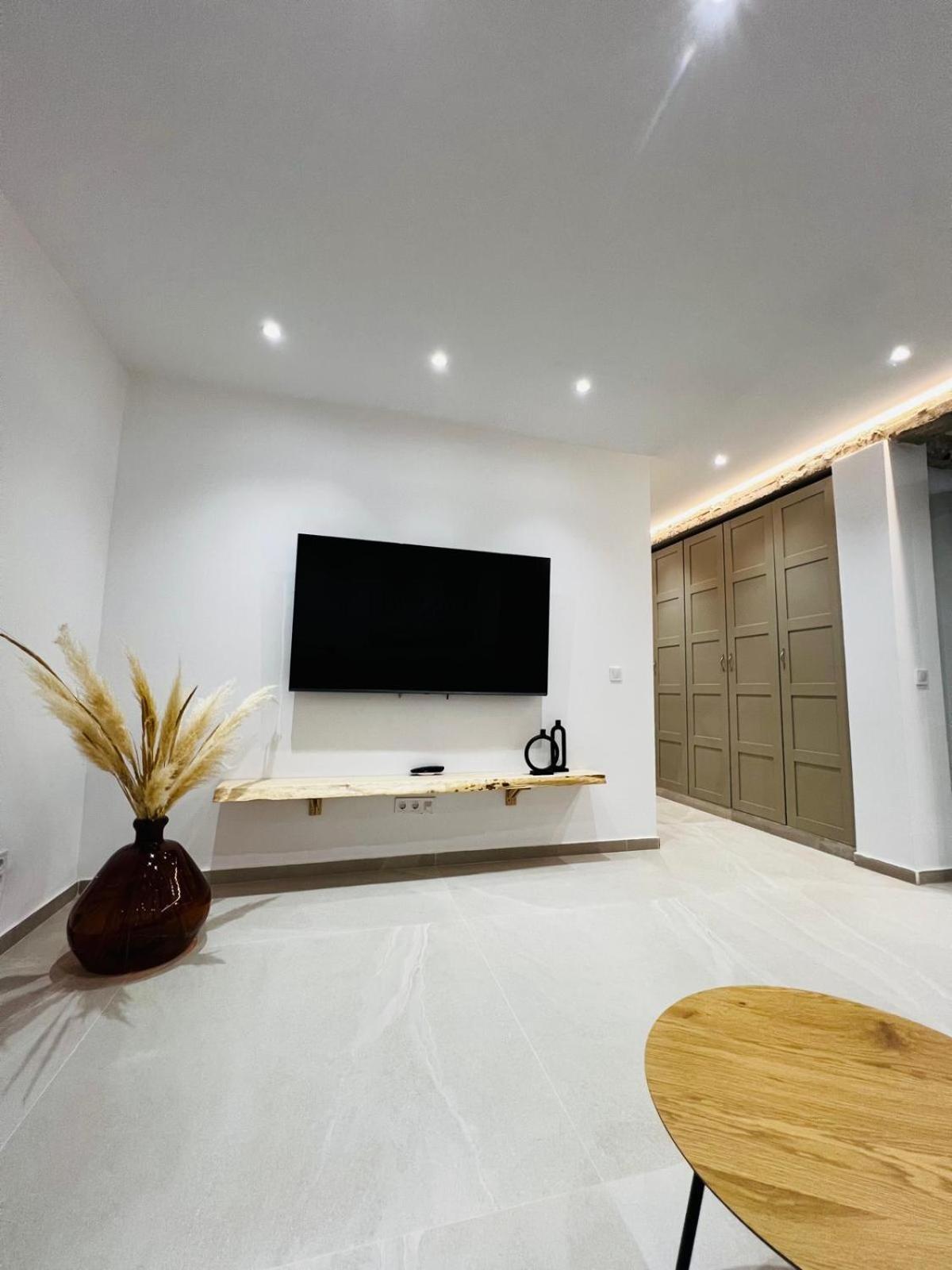 Apartment Arena *